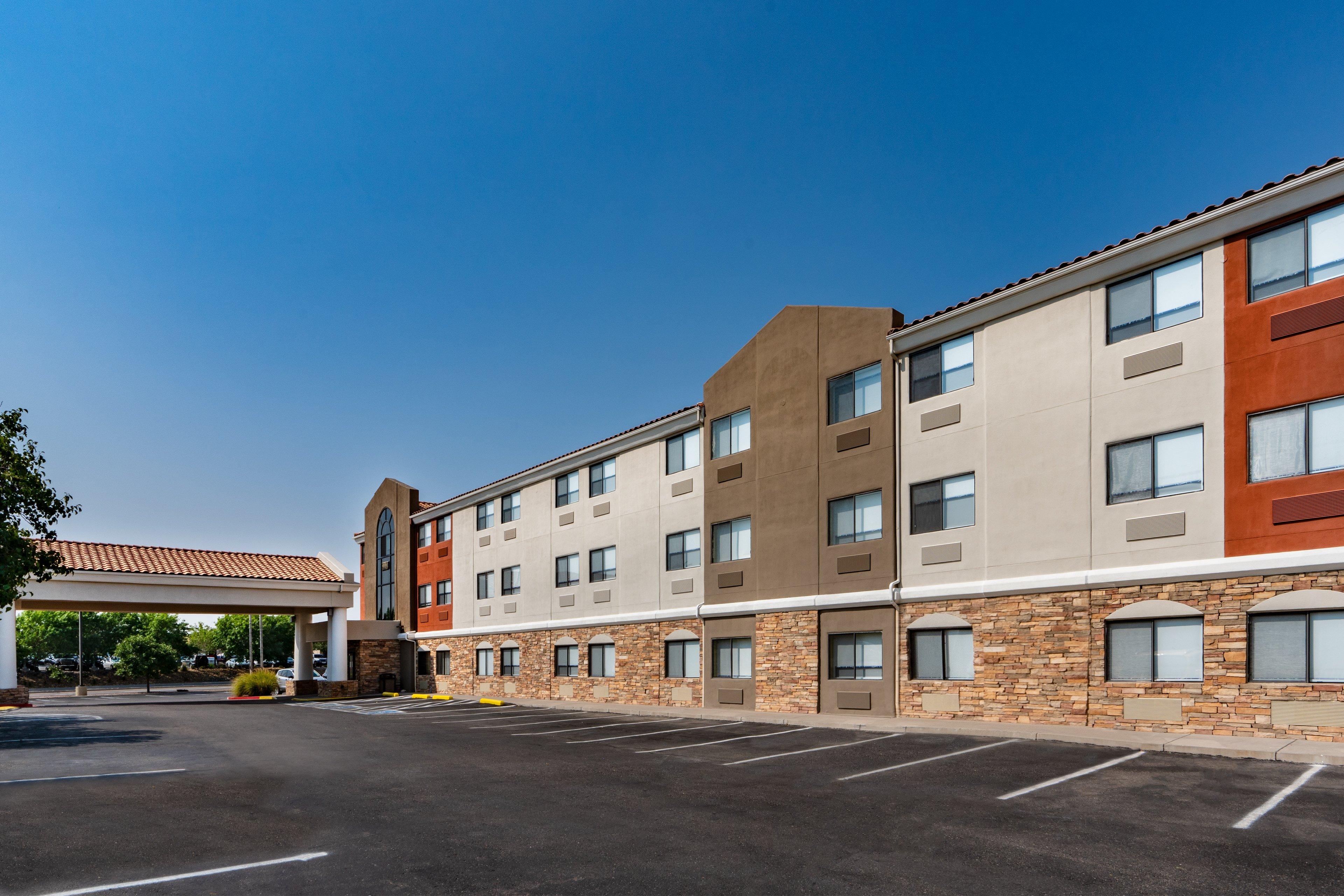 Holiday Inn Express Hotel & Suites Albuquerque - North Balloon Fiesta Park By Ihg Εξωτερικό φωτογραφία