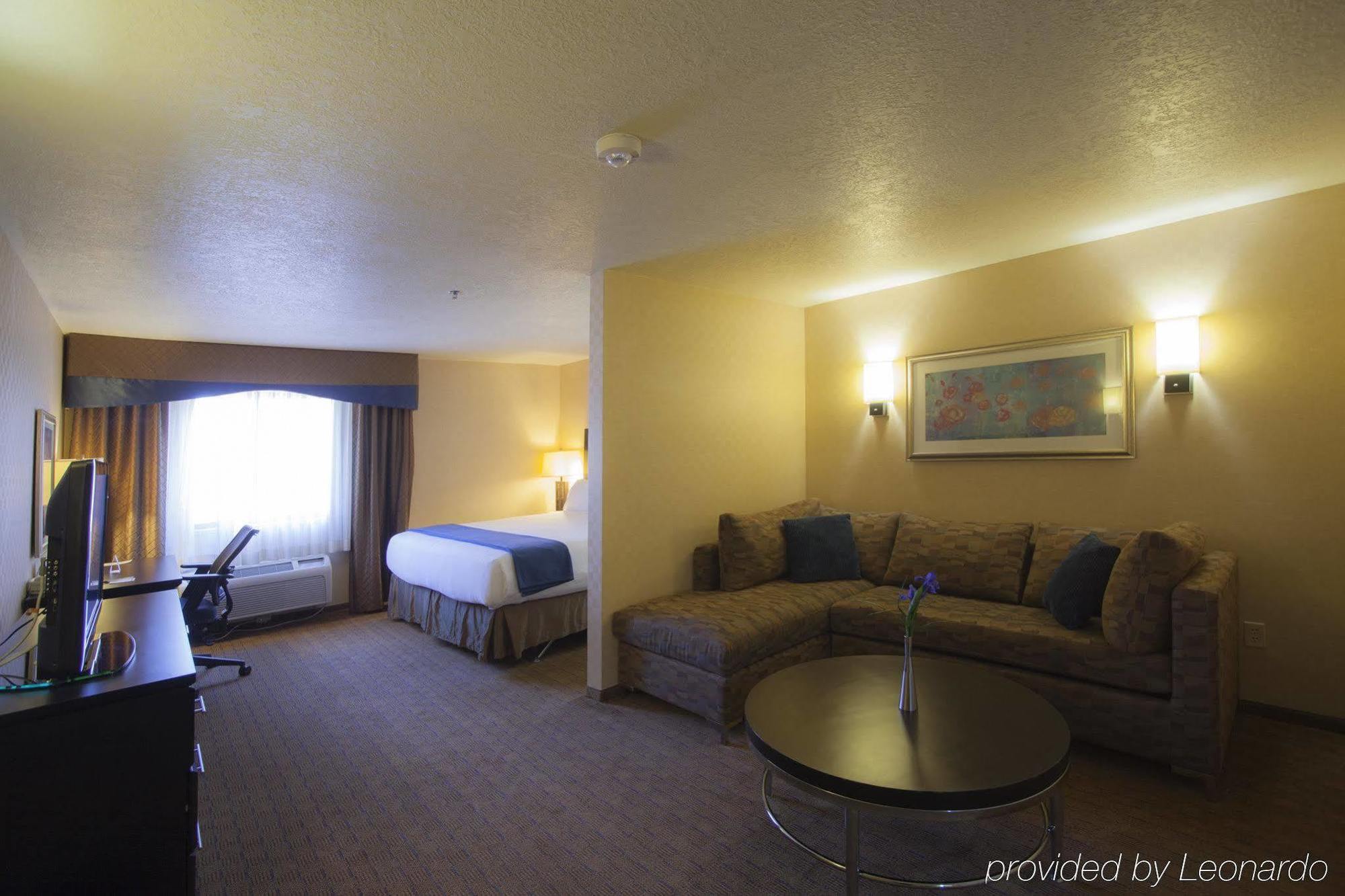 Holiday Inn Express Hotel & Suites Albuquerque - North Balloon Fiesta Park By Ihg Εξωτερικό φωτογραφία